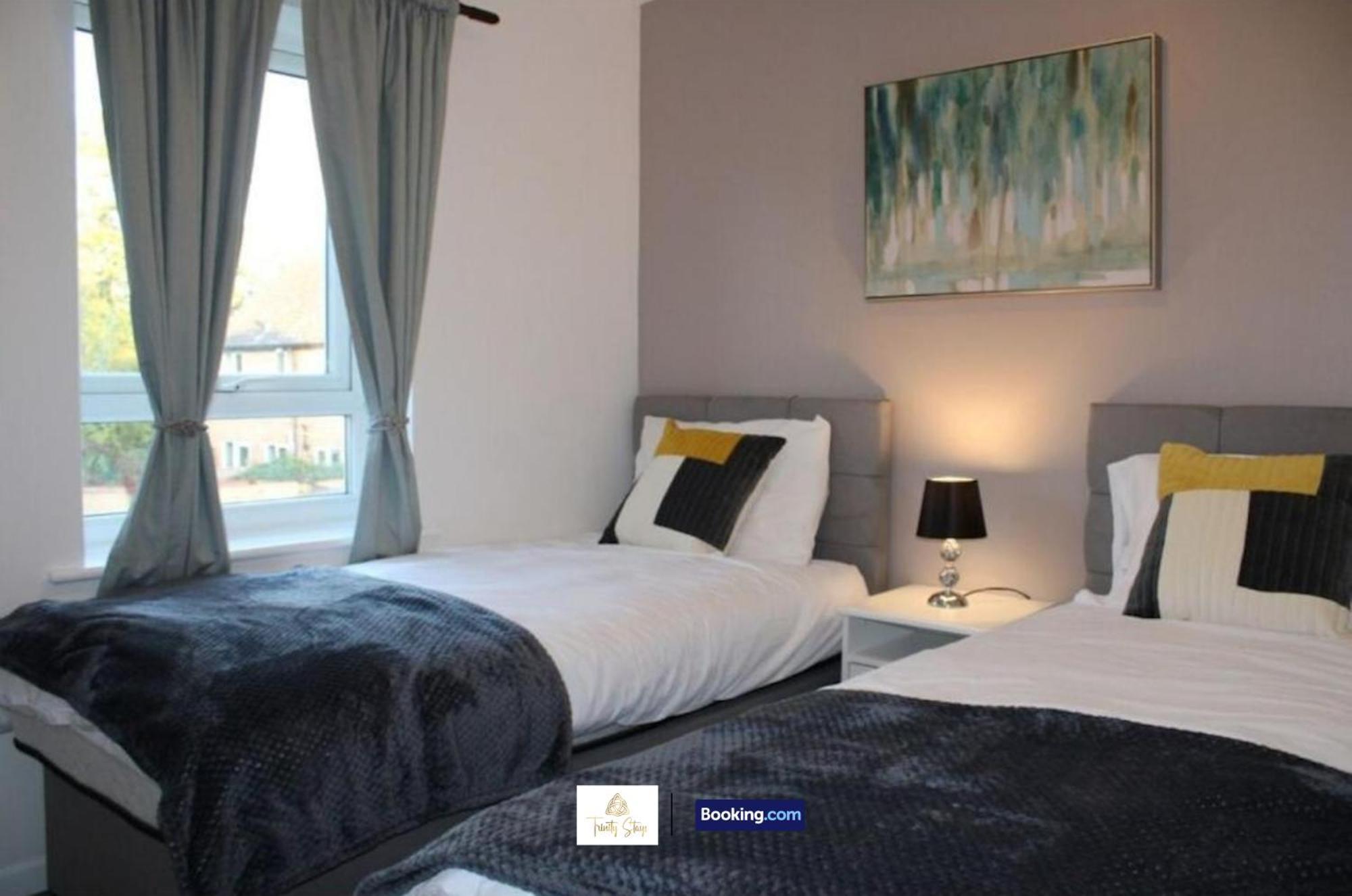 4 Bedroom House With Parking Near City Centre By Trinity Stays Short Lets & Serviced Accommodation Cambridge エクステリア 写真